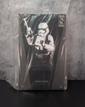 Hot Toys MMS333 Star Wars The Force Awakens First Order Stormtrooper (Jakku)