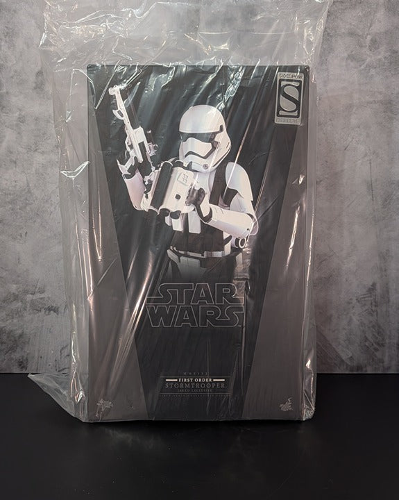 Hot Toys MMS333 Star Wars The Force Awakens First Order Stormtrooper (Jakku)