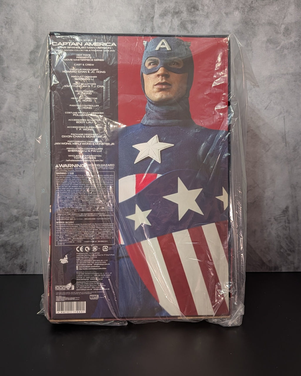 Hot Toys MMS205 Captain America The First Avenger Star Spangled Man Version