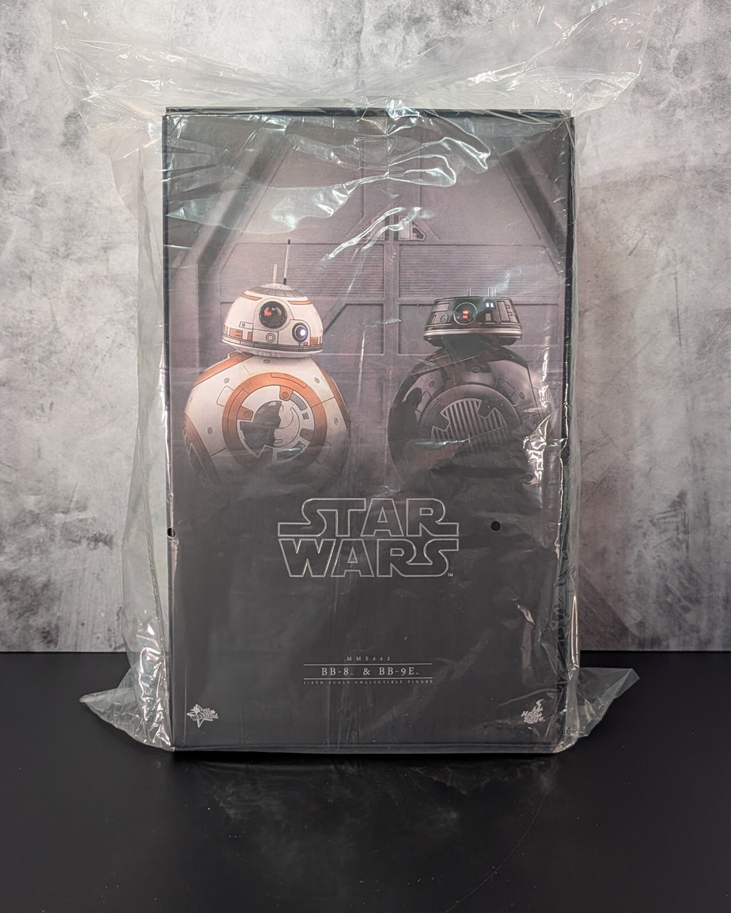Hot Toys MMS442 Star Wars The Last Jedi BB-8 & BB-9E