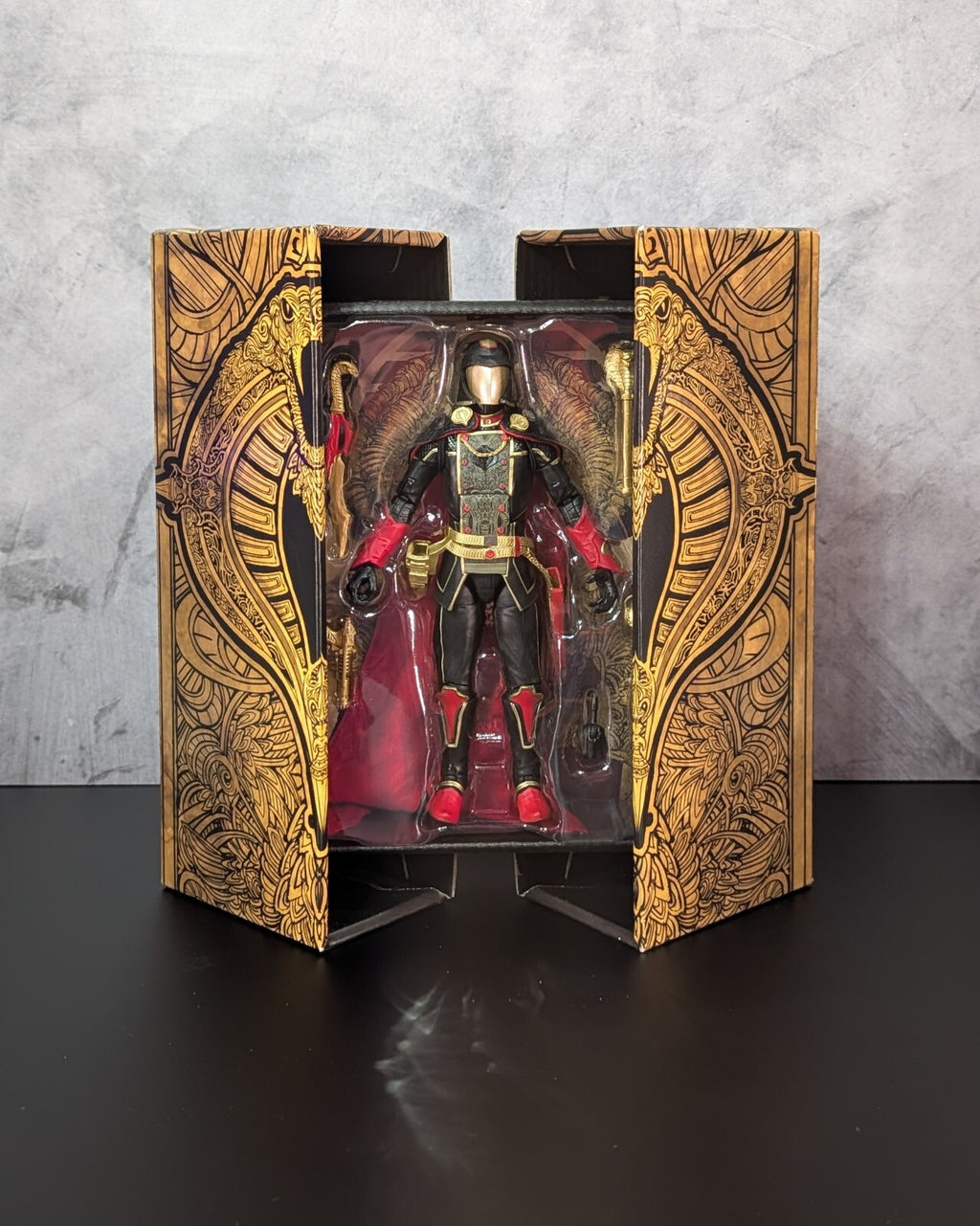 Hasbro G.I. Joe Classified Series Snake Supreme Cobra Commander