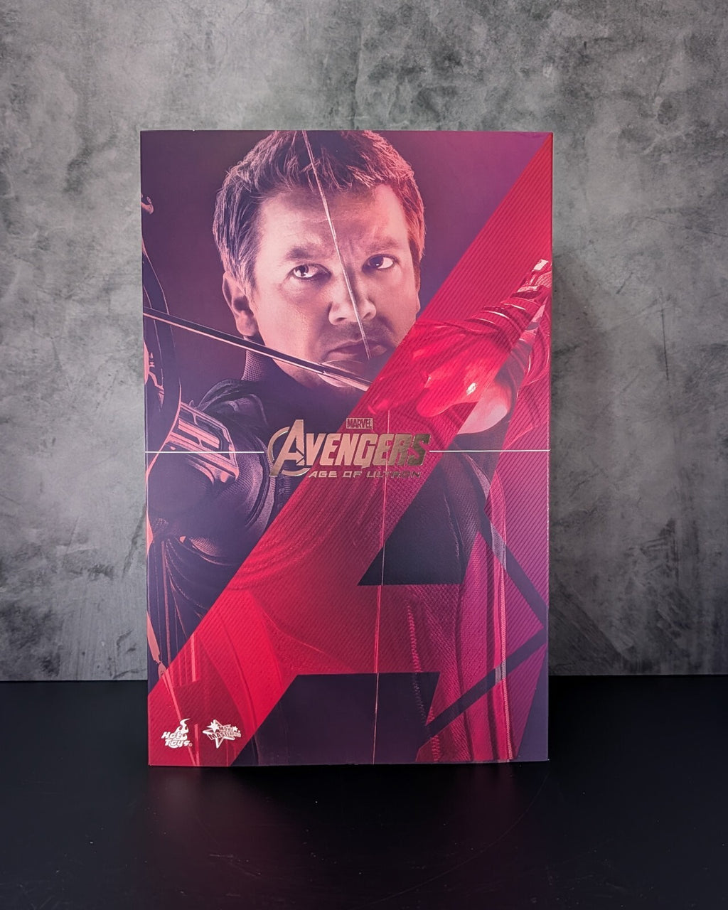 Hot Toys MMS289 Marvel Avengers AOU Hawkeye