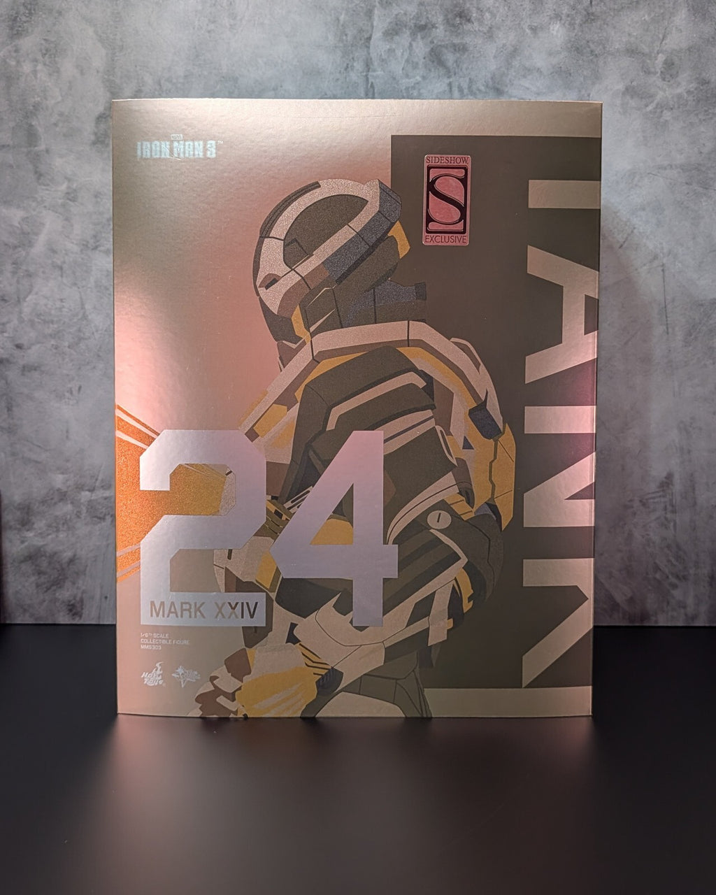 Hot Toys MMS303  Marvel Iron Man 3 Iron Man Mark XXIV Tank