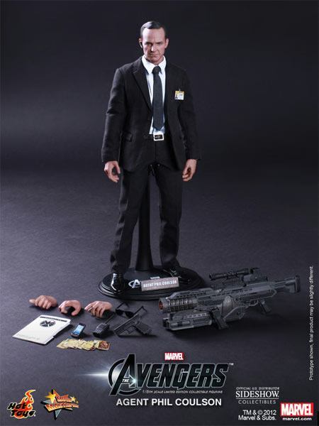 Hot Toys MMS189 Marvel Avengers Agent Phil Coulson