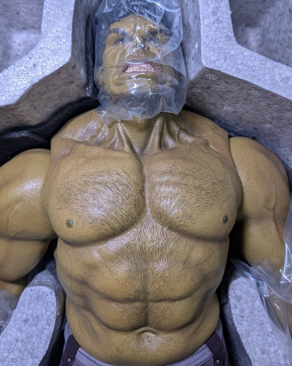Hot Toys MMS287 Marvel Avengers AOU Hulk Deluxe Version