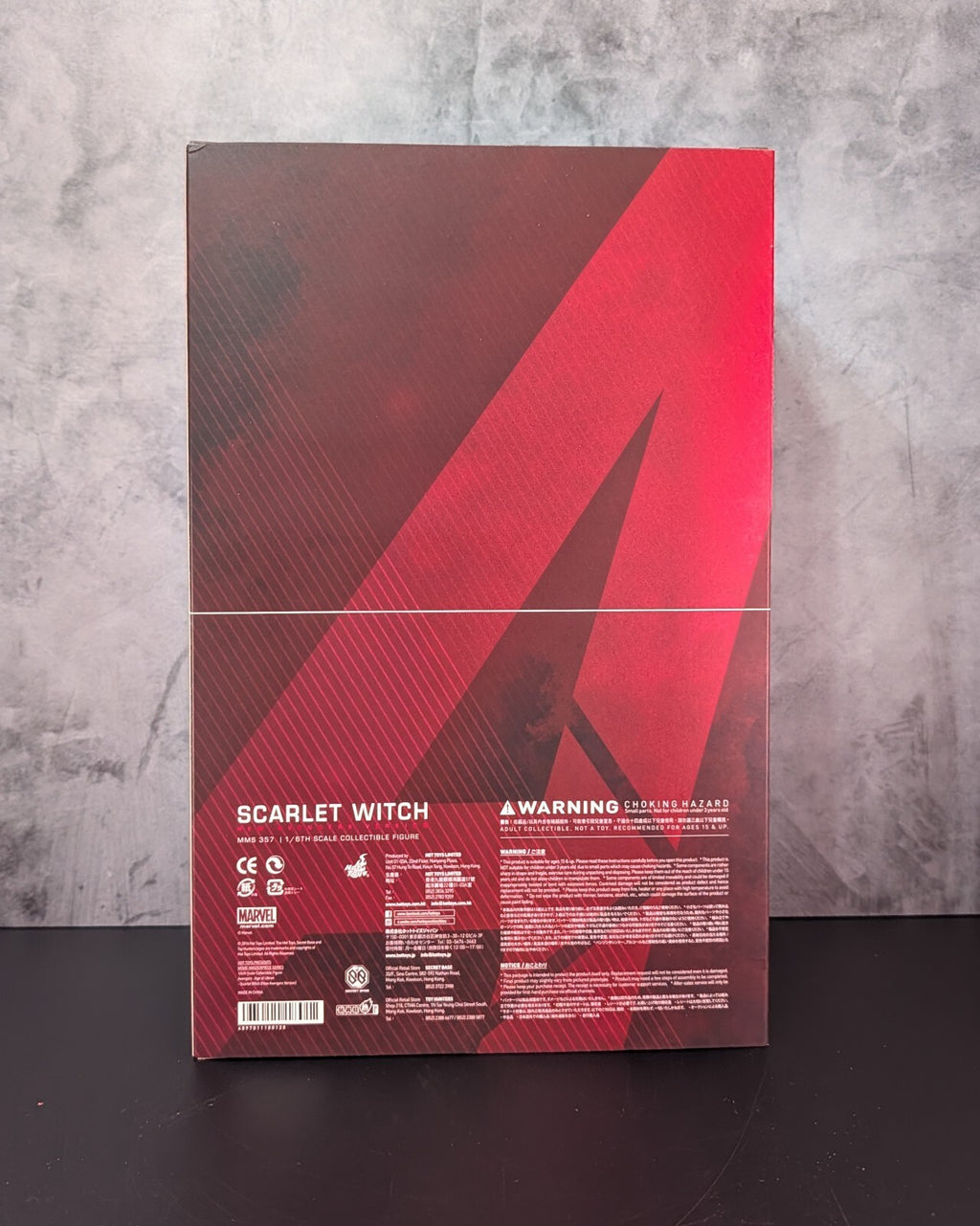 Hot Toys MMS357 Marvel Avengers AOU Scarlet Witch (New Avengers Version)
