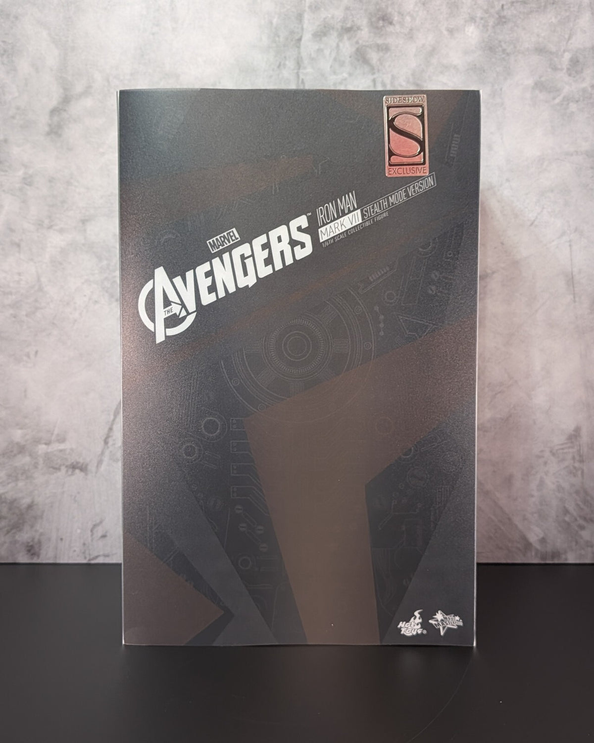 Hot Toys MMS282 Marvel Avengers Iron Man Mark VII Stealth Mode Version
