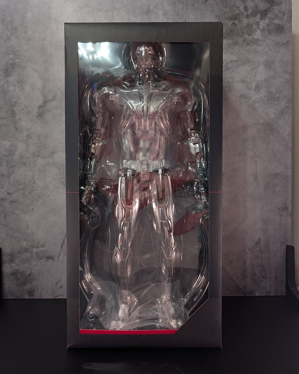 Hot Toys MMS284 Marvel Avengers AOU Ultron Prime