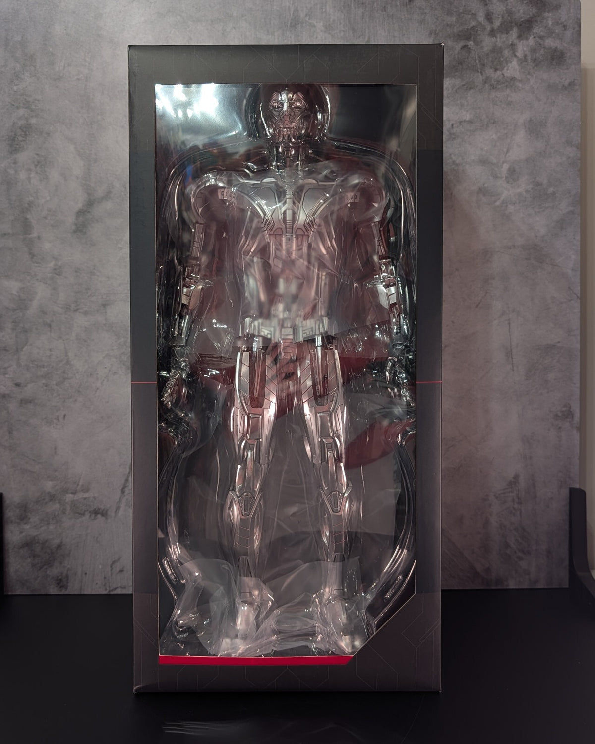 Hot Toys MMS284 Marvel Avengers AOU Ultron Prime