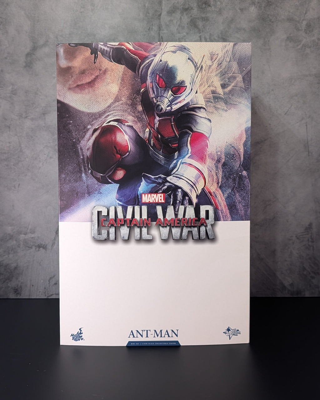 Hot Toys MMS362 Marvel Captain America Civil War Ant-Man