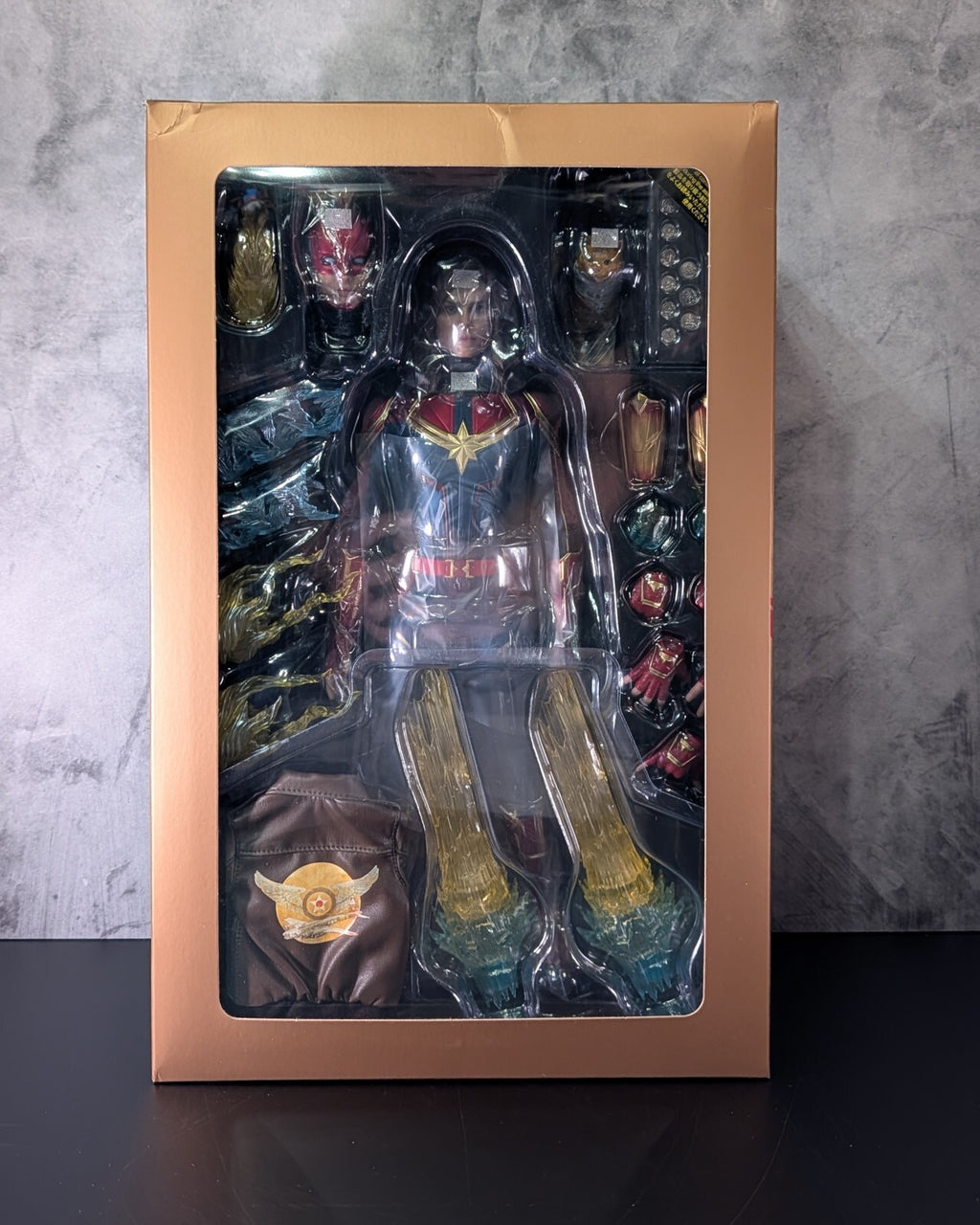 Hot Toys MMS522 Marvel Captain Marvel Deluxe Version