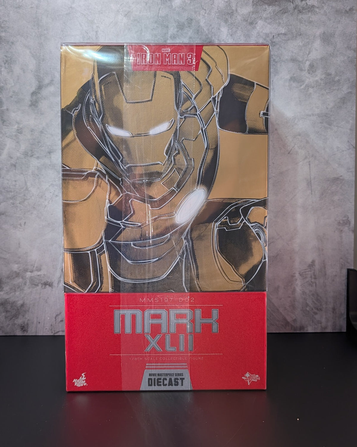 Hot Toys MMS197-D02 Marvel Iron Man 3 - Iron Man Mark XLII (42)