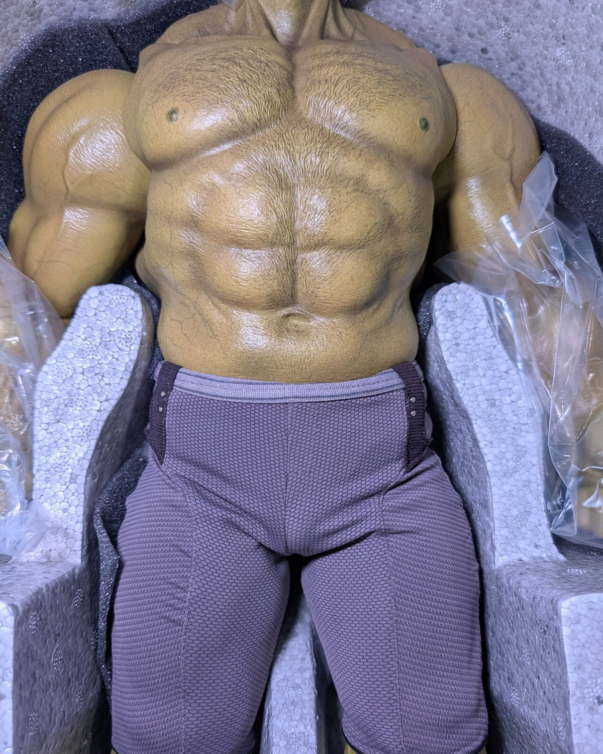 Hot Toys MMS287 Marvel Avengers AOU Hulk Deluxe Version
