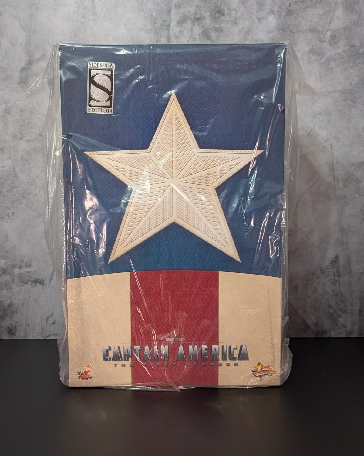 Hot Toys MMS205 Captain America The First Avenger Star Spangled Man Version