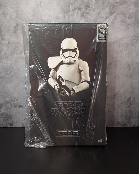 Hot Toys MMS316 Star Wars Force Awakens First Order Stormtrooper Squad Leader