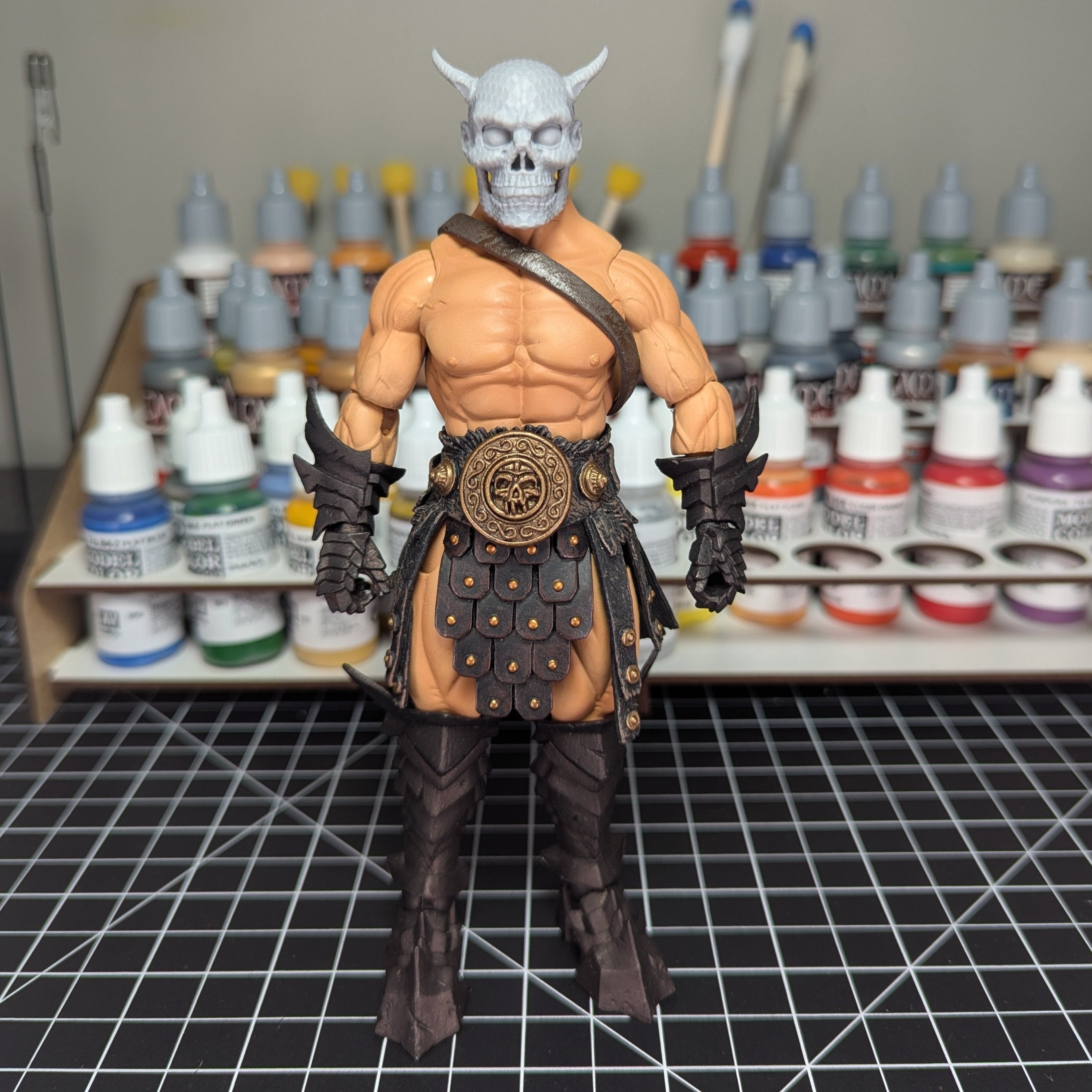 Scalloped Horned Skull